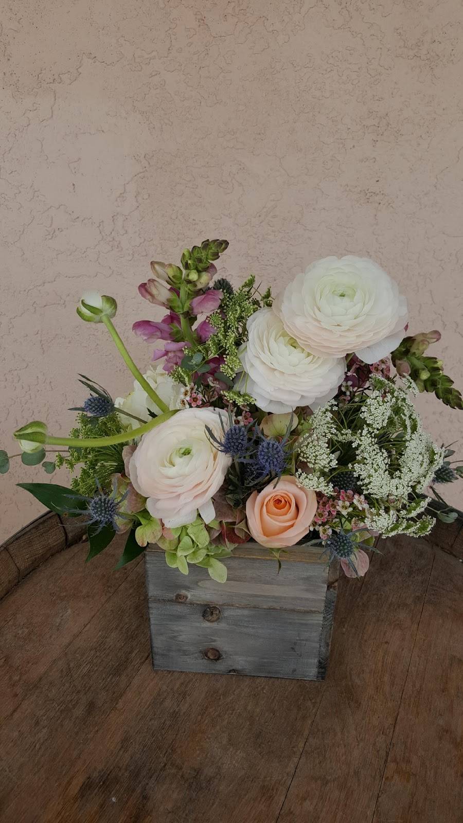 Posh Petals | 9040 N Oracle Rd, Oro Valley, AZ 85704, USA | Phone: (520) 408-0101