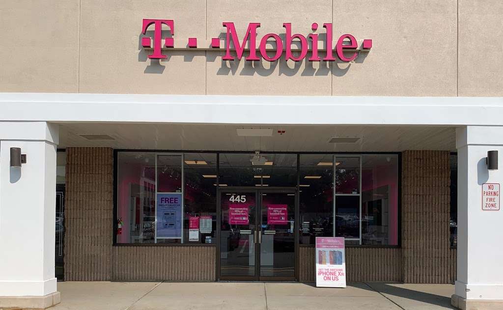 T-Mobile | 445 Old Hook Rd space 7, Emerson, NJ 07630, USA | Phone: (201) 523-9513