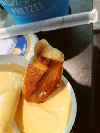 Auntie Annes | 8500 Peña Blvd, Denver, CO 80249, USA | Phone: (720) 325-2997