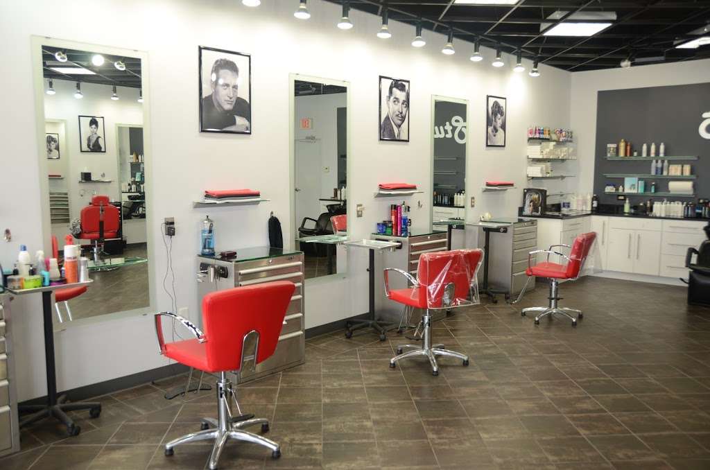 Studio 7 Hair Salon | 1780 Lake St, Hanover Park, IL 60133, USA | Phone: (630) 372-3990