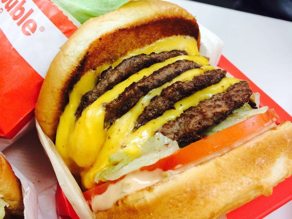 In-N-Out Burger | 1881 N Livermore Ave, Livermore, CA 94550, USA | Phone: (800) 786-1000