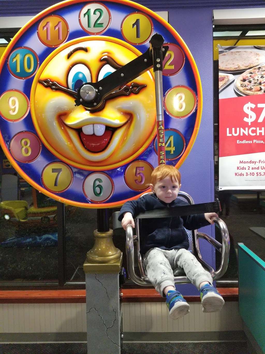 Chuck E. Cheese | 2032 Catawba Valley Blvd SE, Hickory, NC 28602, USA | Phone: (828) 328-3694