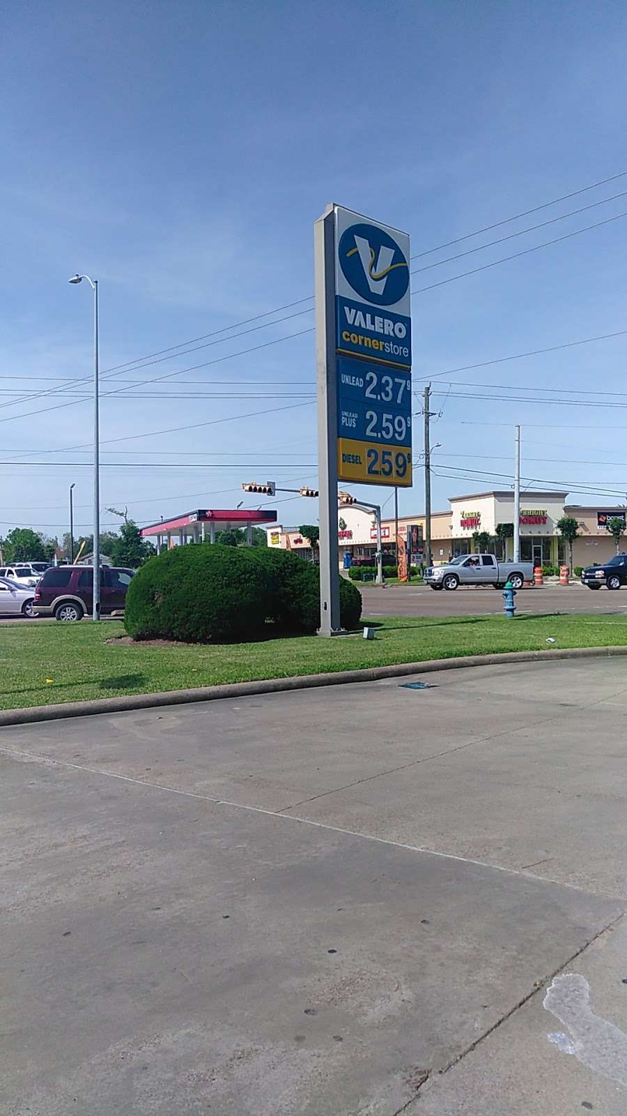 Circle K/Valero | 2000 Allen Genoa Rd, Houston, TX 77017, USA | Phone: (713) 941-2530