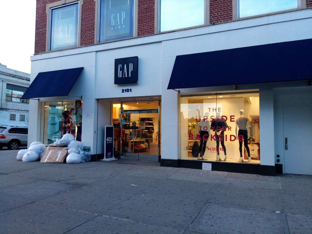 Gap | 2101 86th St, Brooklyn, NY 11214, USA | Phone: (718) 372-3170