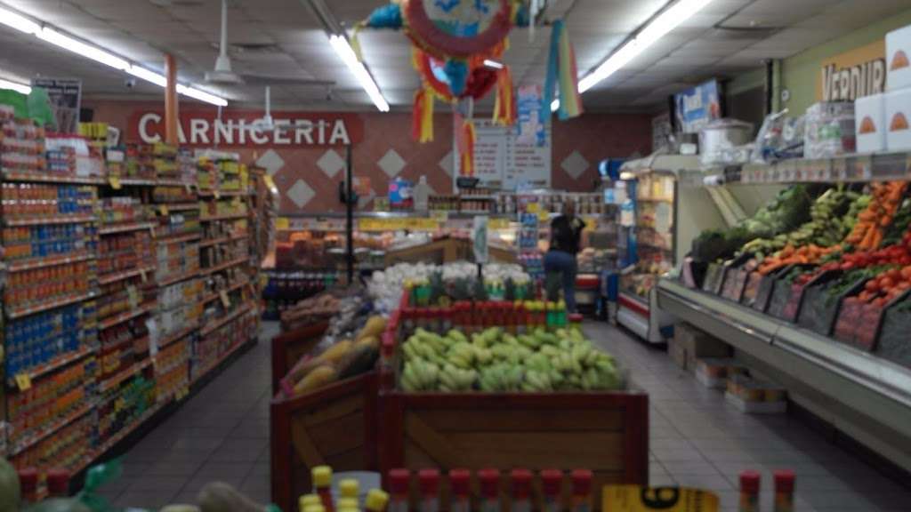 La Michoacana Meat Market | 3040 Little York Rd, Houston, TX 77093, USA | Phone: (713) 692-7130