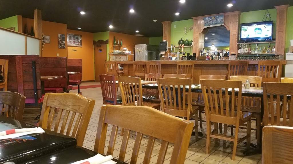 Tequilas | Mexican Restaurant | 218 W Main St, Valley Center, KS 67147 | Phone: (316) 755-9305