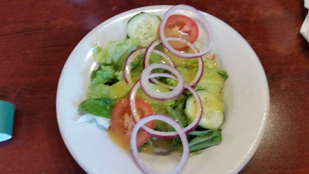 Vitos Italian restaurant | 200 Lake Front Dr, Mineral, VA 23117, USA | Phone: (540) 894-4440