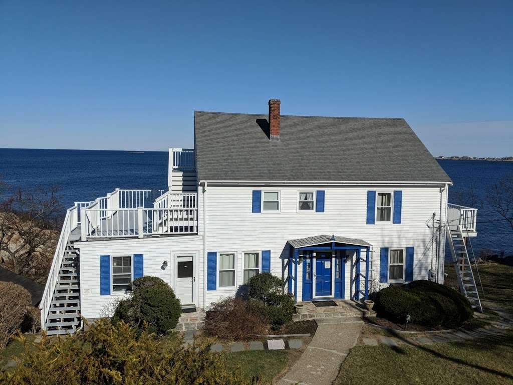 The Quarterdeck Inn By The Sea | 123 Granite St, Rockport, MA 01966 | Phone: (978) 546-0050