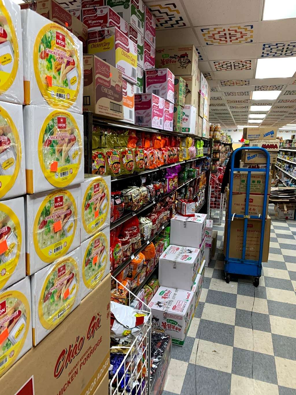 Asian Foods LLC | 2729 W Vliet St, Milwaukee, WI 53208, USA | Phone: (414) 897-7878