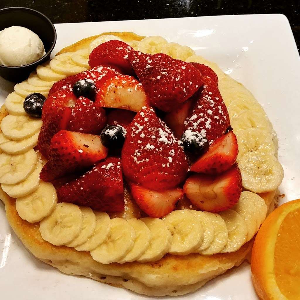 Kekes Breakfast Cafe | 498 US-441, Lady Lake, FL 32159, USA | Phone: (352) 801-3996