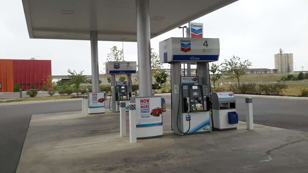 Chevron Station | 5115 Thousand Oaks, San Antonio, TX 78233, USA | Phone: (210) 599-2929