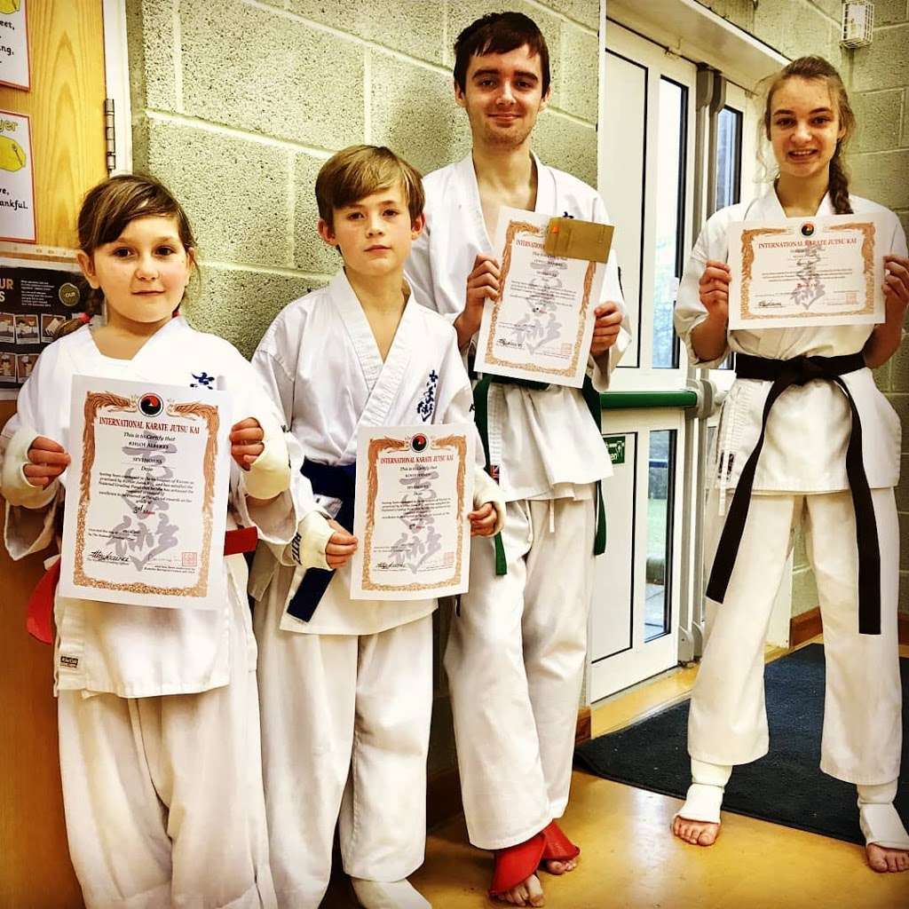 Sevenoaks Karate Jutsu Kai | Sennocke Centre, Sevenoaks TN13 1HU, UK | Phone: 07976 482384