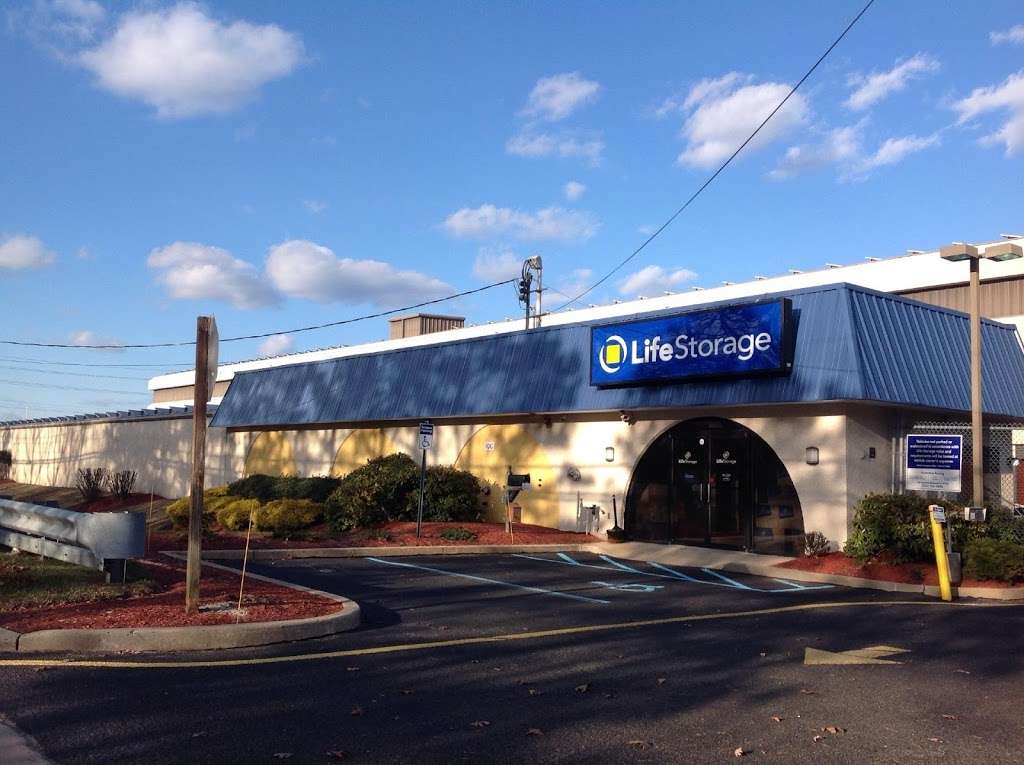 Life Storage | 201 Jordan Rd, Brick, NJ 08724, USA | Phone: (732) 892-6688