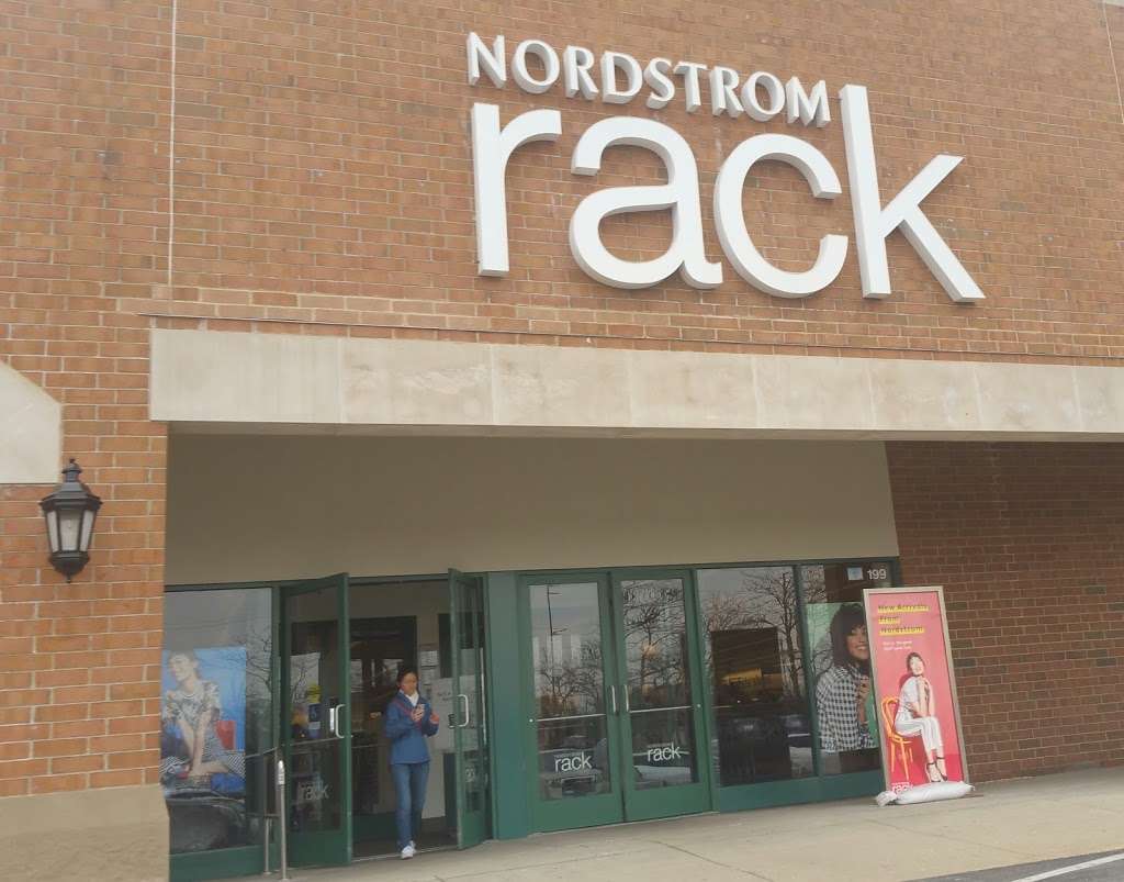 Nordstrom Rack Northbrook | 199 Skokie Blvd, Northbrook, IL 60062, USA | Phone: (847) 205-0890