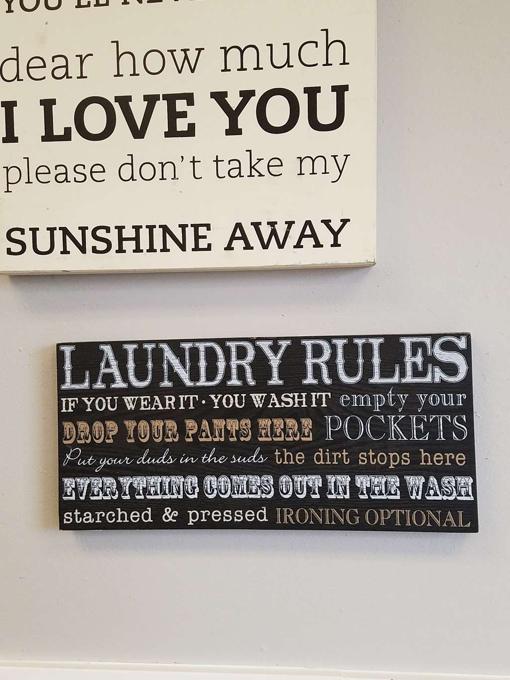 Sunshine Laundry | 161 Main St, Salem, NH 03079, United States | Phone: (603) 893-2440