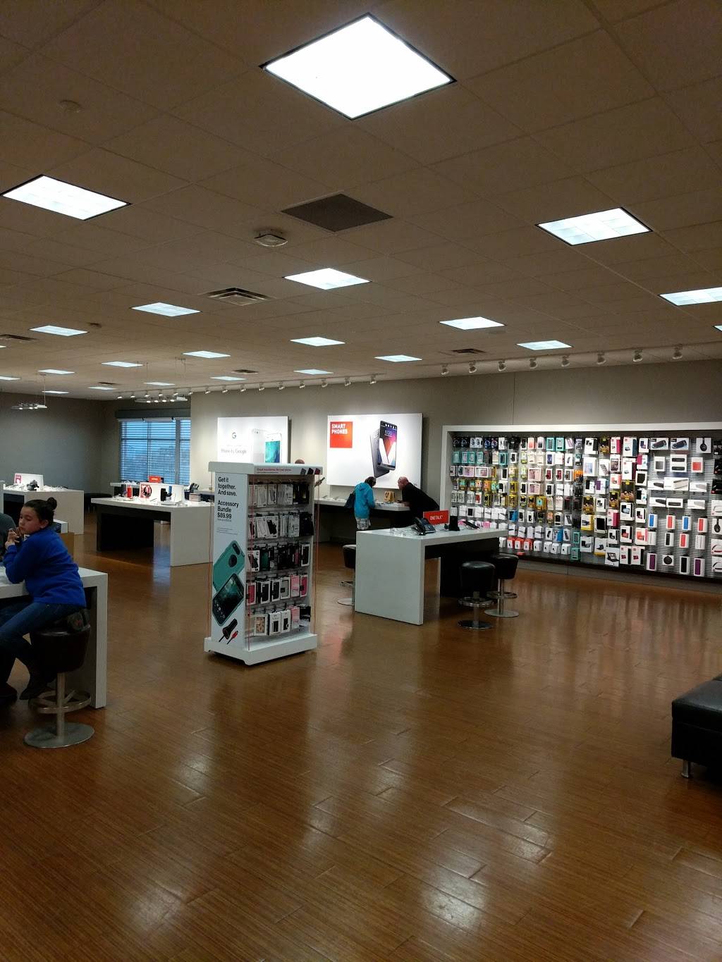 Verizon | 7533 Mall Rd, Florence, KY 41042 | Phone: (859) 525-7767