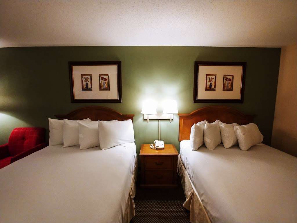 Lancaster Budget Host Inn | 2140 Lincoln Hwy E, Lancaster, PA 17602, USA | Phone: (717) 397-1900