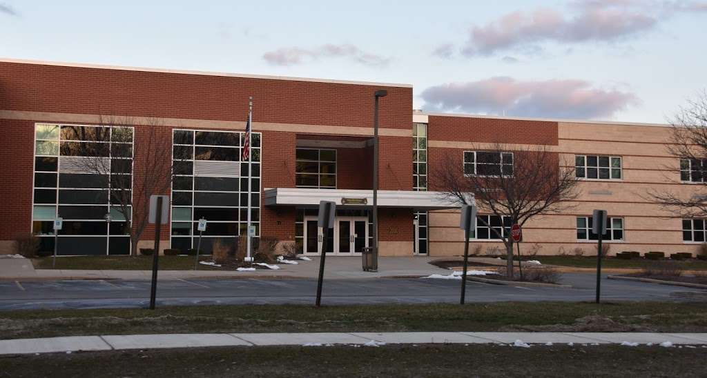 Burlington High School | 400 McCanna Pkwy, Burlington, WI 53105, USA | Phone: (262) 763-0200