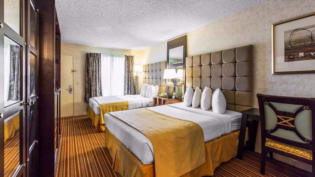 Rodeway Inn & Suites El Cajon San Diego East | 1250 El Cajon Blvd, El Cajon, CA 92020, USA | Phone: (619) 588-8808