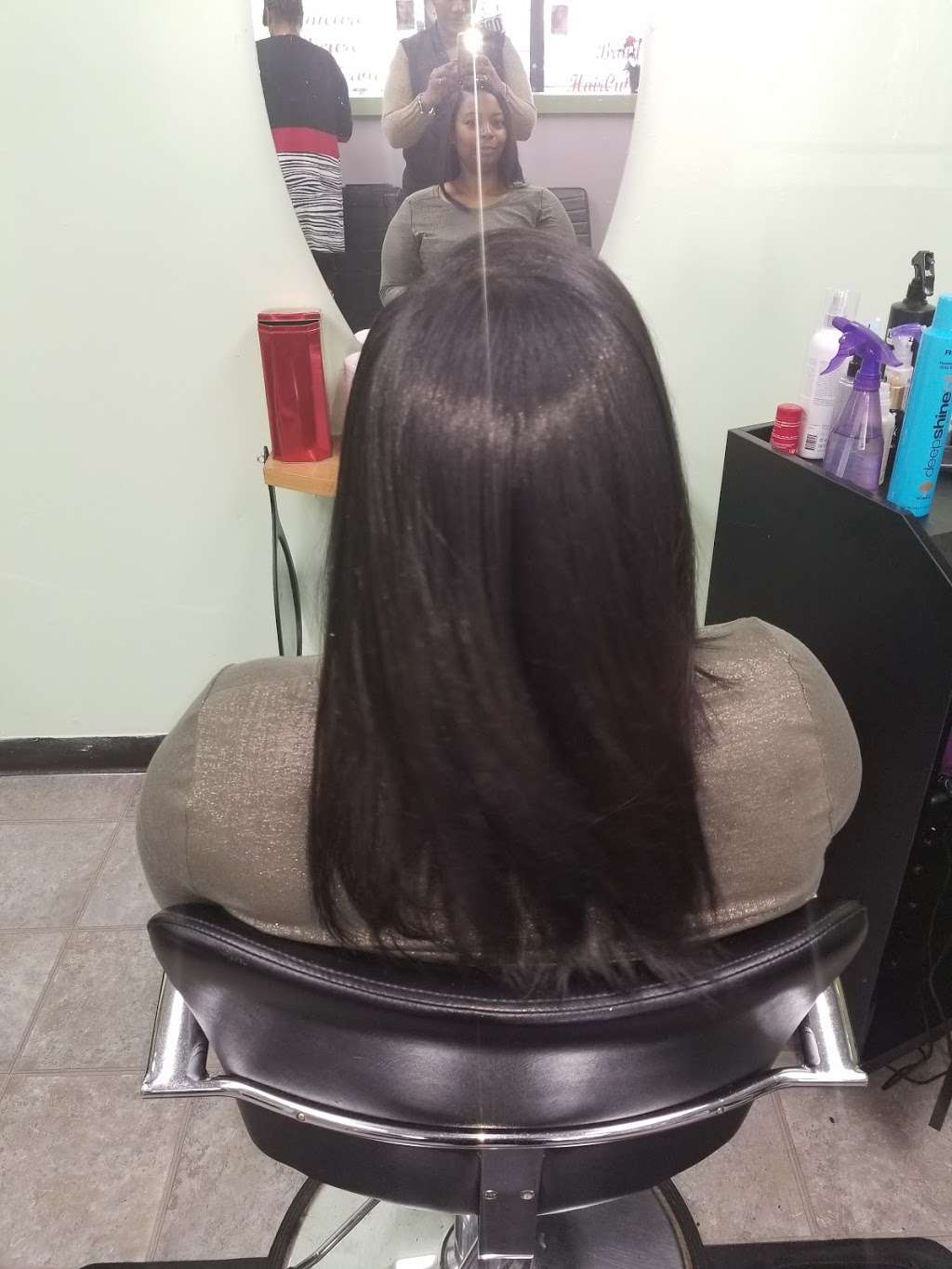 Caribbean Queen Beauty Salon | 4724 Old Pineville Rd suite g, Charlotte, NC 28217, USA | Phone: (704) 733-0546