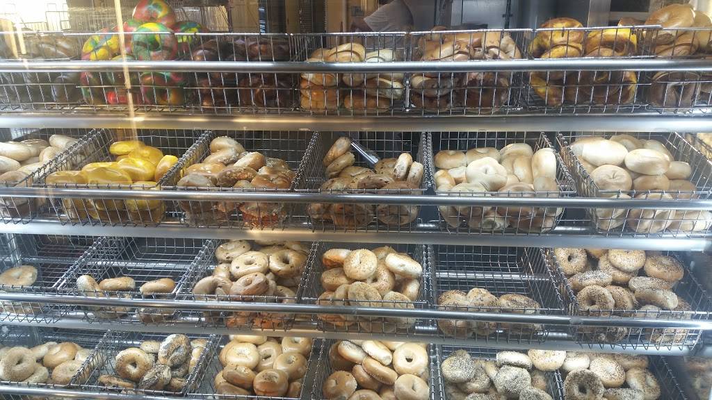 Clark Supreme Bagels | 1045 Raritan Rd, Clark, NJ 07066, USA | Phone: (732) 382-2435