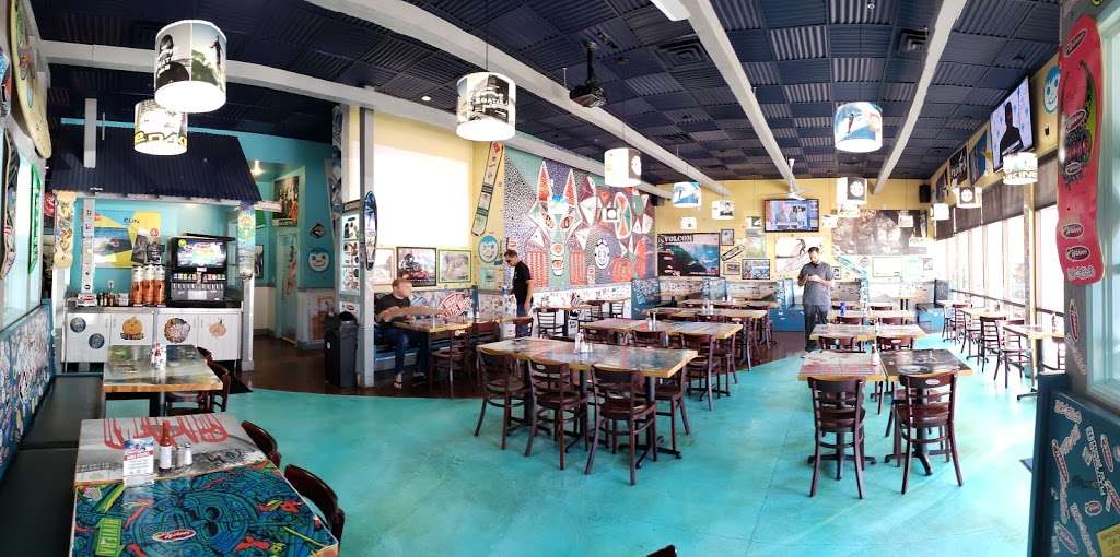 Wahoos Fish Taco | 76 W Horizon Ridge Pkwy, Henderson, NV 89012, USA | Phone: (702) 567-1033