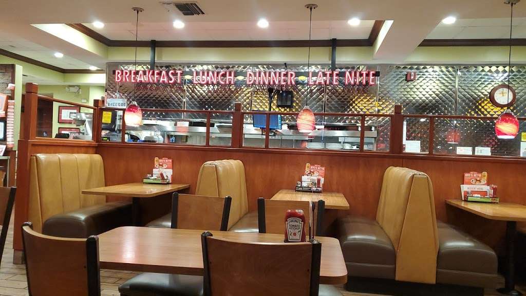 Dennys | 1760 Aviation Blvd, Redondo Beach, CA 90278 | Phone: (310) 379-9134