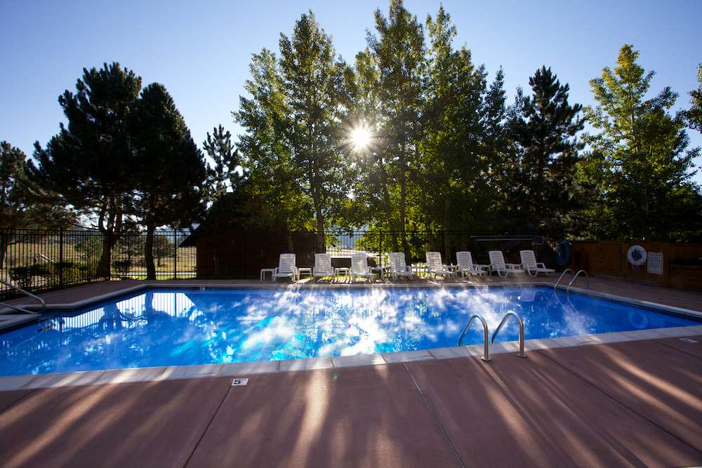 Rams Horn Village Resort | 1565 CO-66, Estes Park, CO 80517, USA | Phone: (800) 229-4676