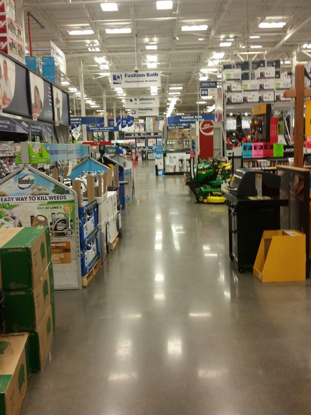 Lowes Home Improvement | 12000 W Burleigh St, Wauwatosa, WI 53222, USA | Phone: (414) 257-4159