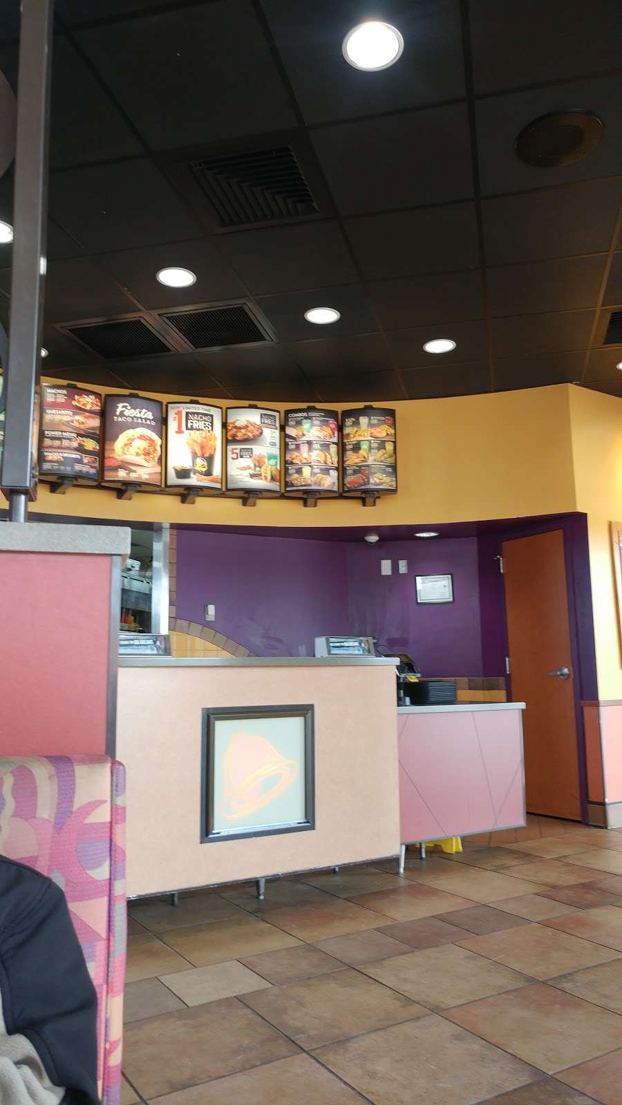 Taco Bell | 10850 Windfall Place, Camby, IN 46113, USA | Phone: (317) 821-0452