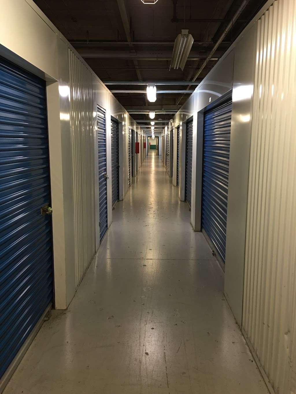 Extra Space Storage | 4821 W 67th St, Bedford Park, IL 60638, USA | Phone: (708) 458-5700