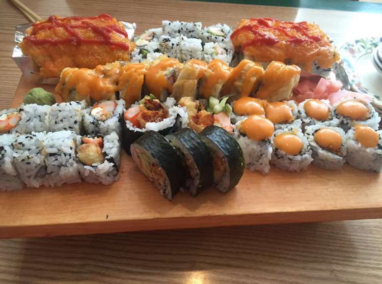 Mr Les Sushi | 5024 NE Parvin Rd, Kansas City, MO 64117 | Phone: (816) 454-5112