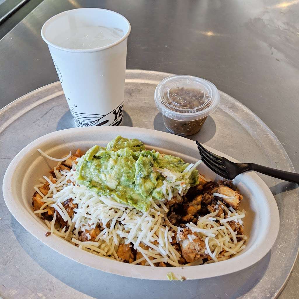 Chipotle Mexican Grill | 9512 Culver Blvd, Culver City, CA 90232, USA | Phone: (310) 841-0561