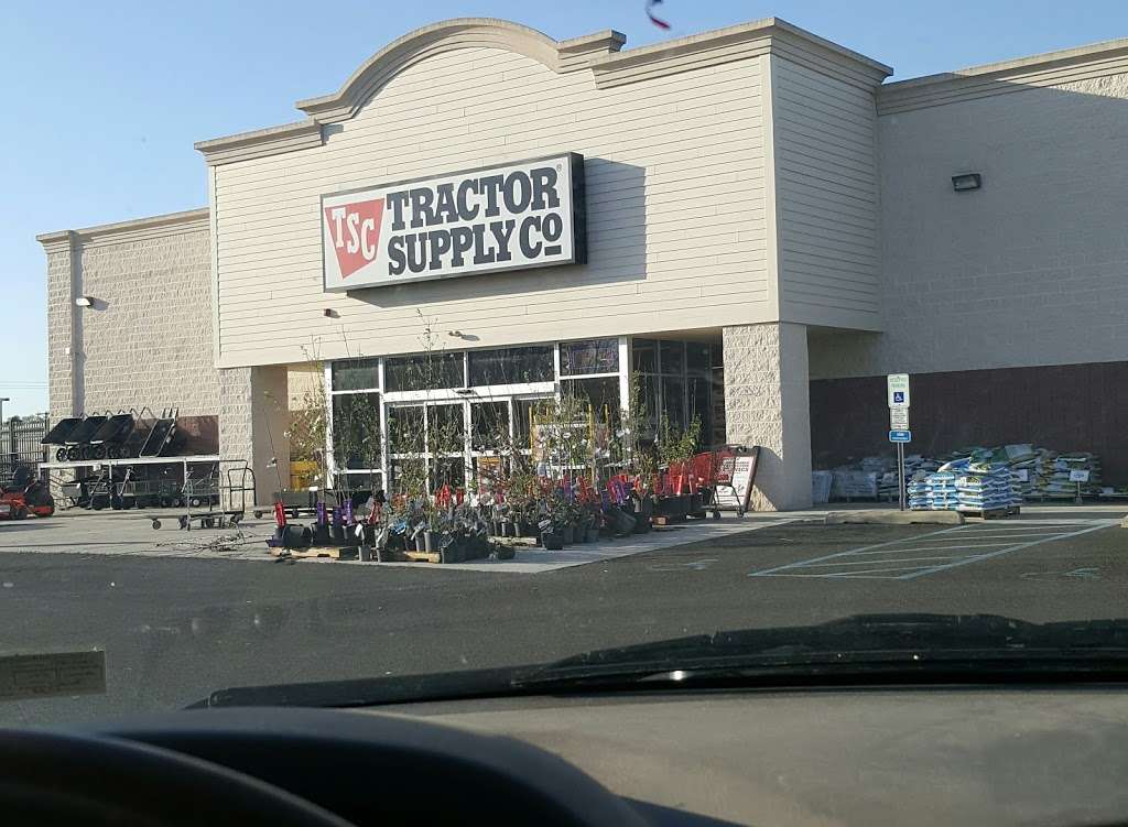 Tractor Supply Co. | 1869 NJ-38, Southampton Township, NJ 08088, USA | Phone: (609) 702-9953