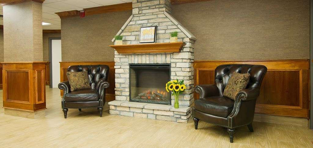 Aperion Care Valparaiso | 3301 North Calumet Avenue, Valparaiso, IN 46383, USA | Phone: (219) 462-0508