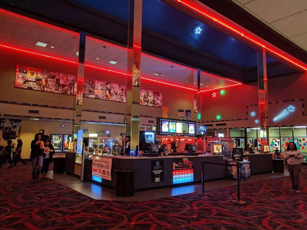 Regal Cinemas Starlight 14 - Charlotte | 11240 N Tryon St, Charlotte, NC 28262, USA | Phone: (844) 462-7342