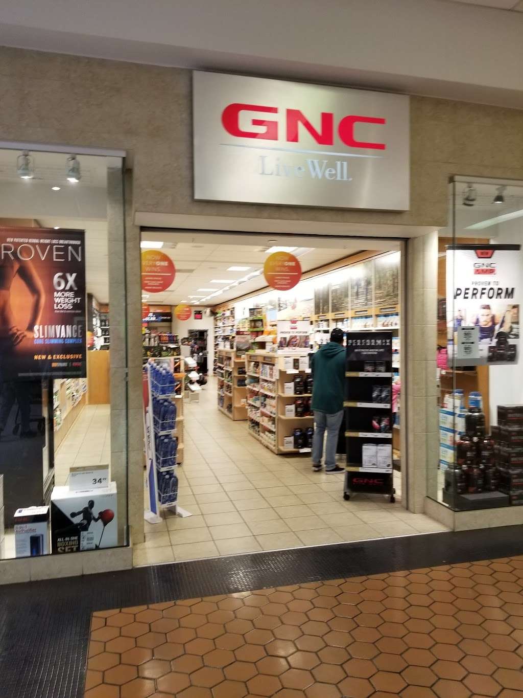 GNC | 1665 State Hill Rd, Wyomissing, PA 19610, USA | Phone: (610) 373-9204