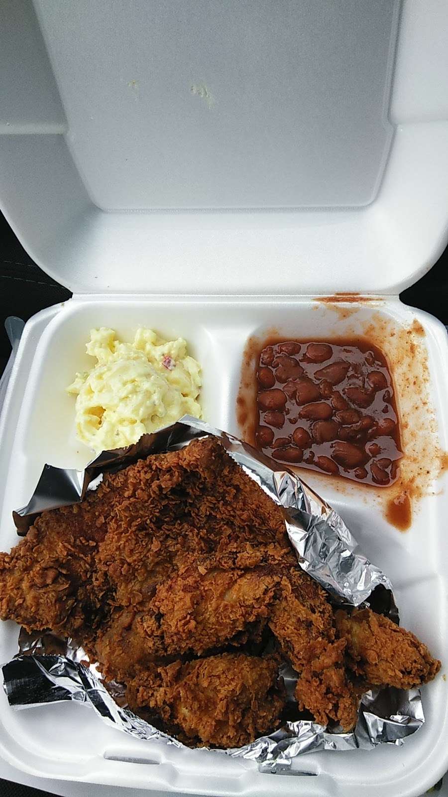 Mimis Catering & BBQ Food Truck | 515 E Barbours Cut Blvd, La Porte, TX 77571, United States | Phone: (832) 984-8048