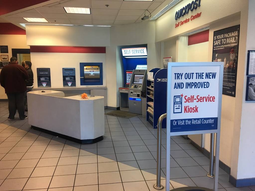 United States Postal Service | 1575 W Horizon Ridge Pkwy, Henderson, NV 89012, USA | Phone: (800) 275-8777