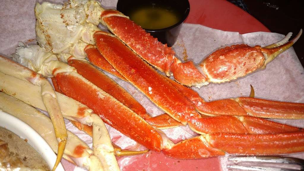 Traders Seafood Steak & Ale | 8132 Bayside Rd, Chesapeake Beach, MD 20732, USA | Phone: (301) 855-0766