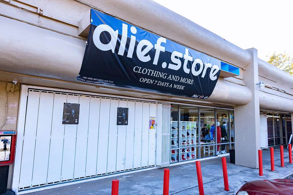 Alief Store in 11903 Alief Clodine Rd #100, Houston, TX 77082, USA