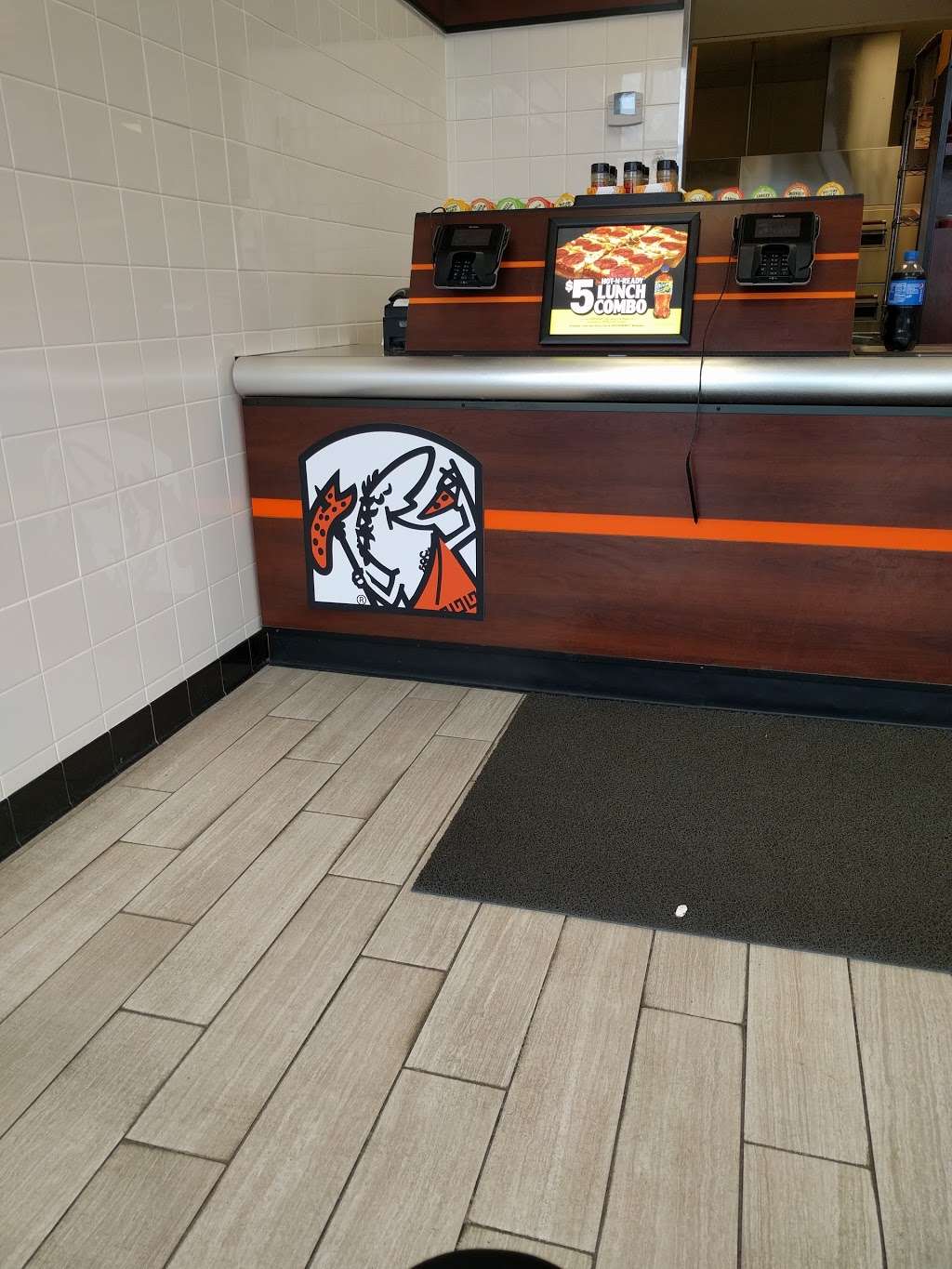 Little Caesars Pizza | 13327 IL-59 Unit 600, Plainfield, IL 60585, USA | Phone: (815) 577-2936