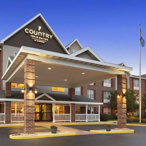 Country Inn & Suites by Radisson, Kenosha, WI | 7011 122 Ave, Kenosha, WI 53142, USA | Phone: (262) 857-3680