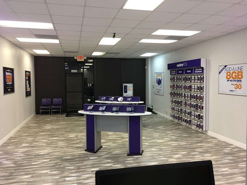 MetroPCS Authorized Dealer | 8420 S Sam Houston Pkwy W #150, Houston, TX 77085, USA | Phone: (832) 649-8296