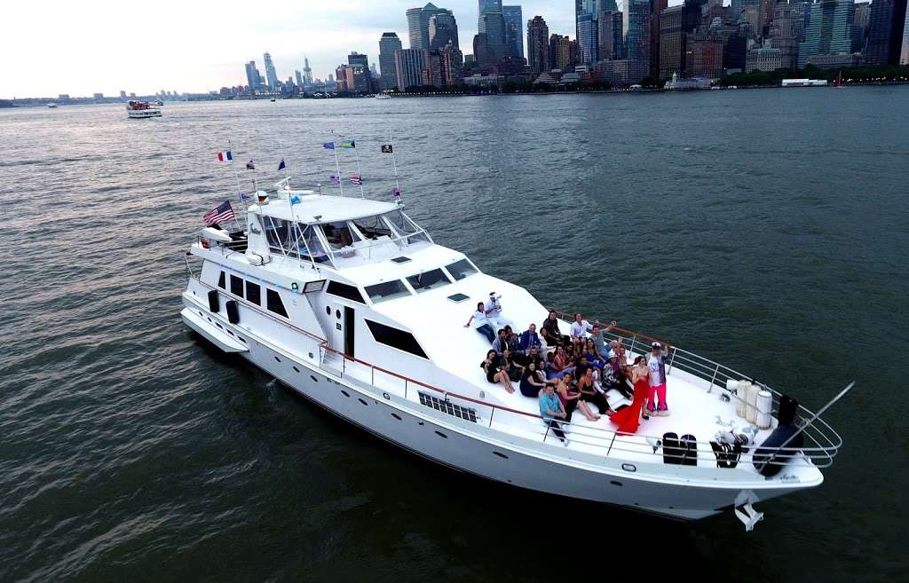 YACHT JUSTINE | 244 Hagan Pl, Secaucus, NJ 07094 | Phone: (917) 331-0757