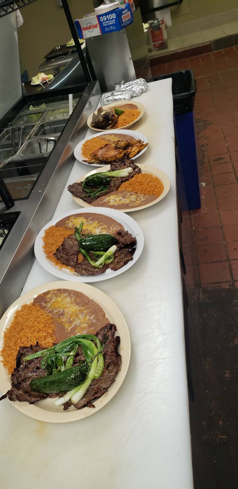 La Familia Restaurant y Taqueria | 2871 S Perkins Rd, Memphis, TN 38118, USA | Phone: (901) 249-7300