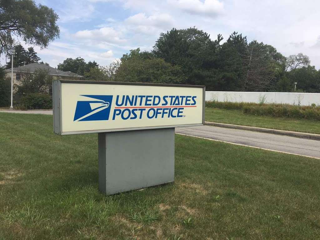 United States Postal Service | 1415 Ardmore Ave, Villa Park, IL 60181, USA | Phone: (800) 275-8777