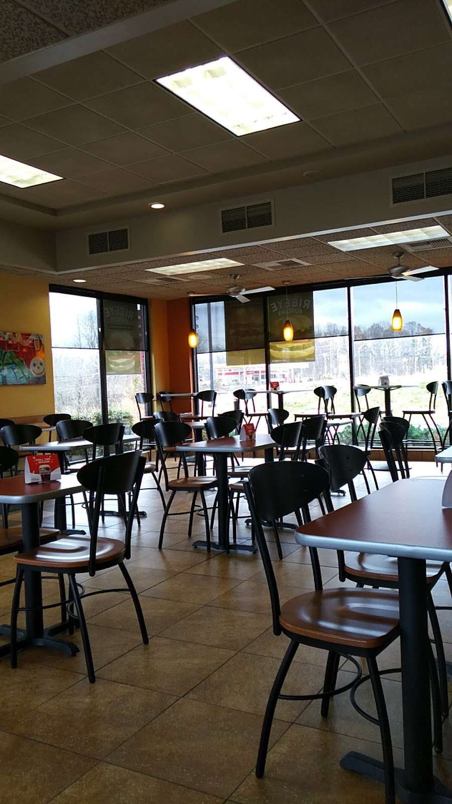 Jack in the Box | 10121 N Tryon St, Charlotte, NC 28262, USA | Phone: (704) 503-6882