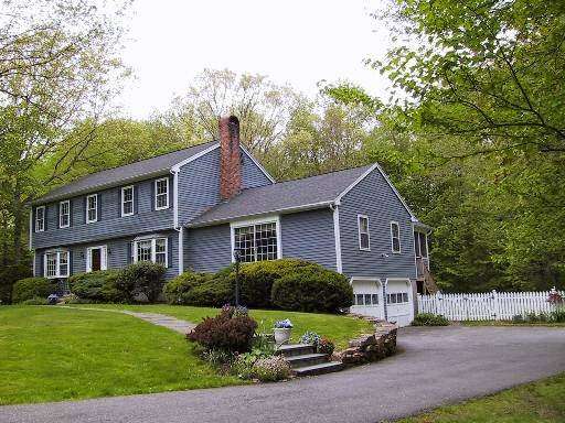 Berkshire Hathaway HomeServices New England Properties | 6523 Main St, Trumbull, CT 06611, USA | Phone: (203) 261-2260