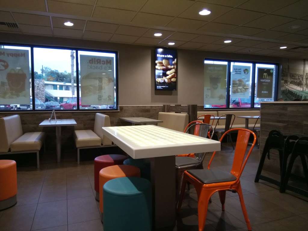 McDonalds | 707 W San Ysidro Blvd, San Ysidro, CA 92173 | Phone: (619) 690-9203